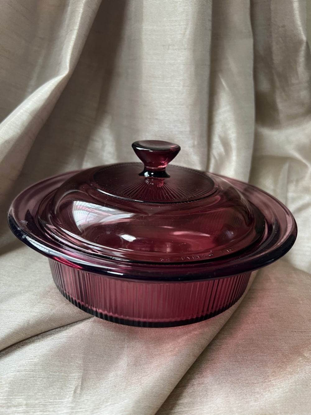 Vision Corning U.S.A. Pyrex 24OZ Casserole Dish Ribbed V-30-B Lid  V-1.5-C